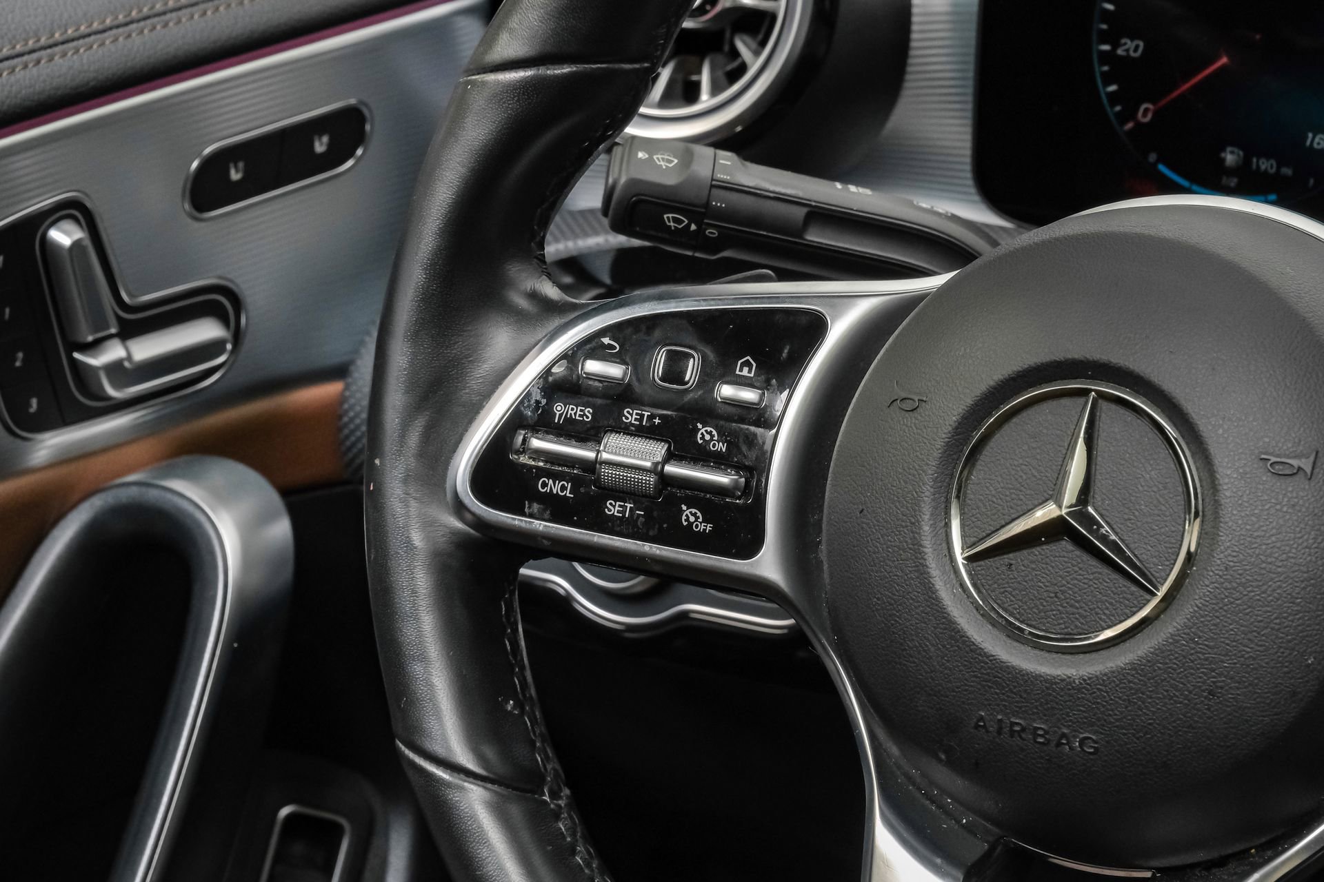 Used 2023 Mercedes-Benz CLA 250 image 22