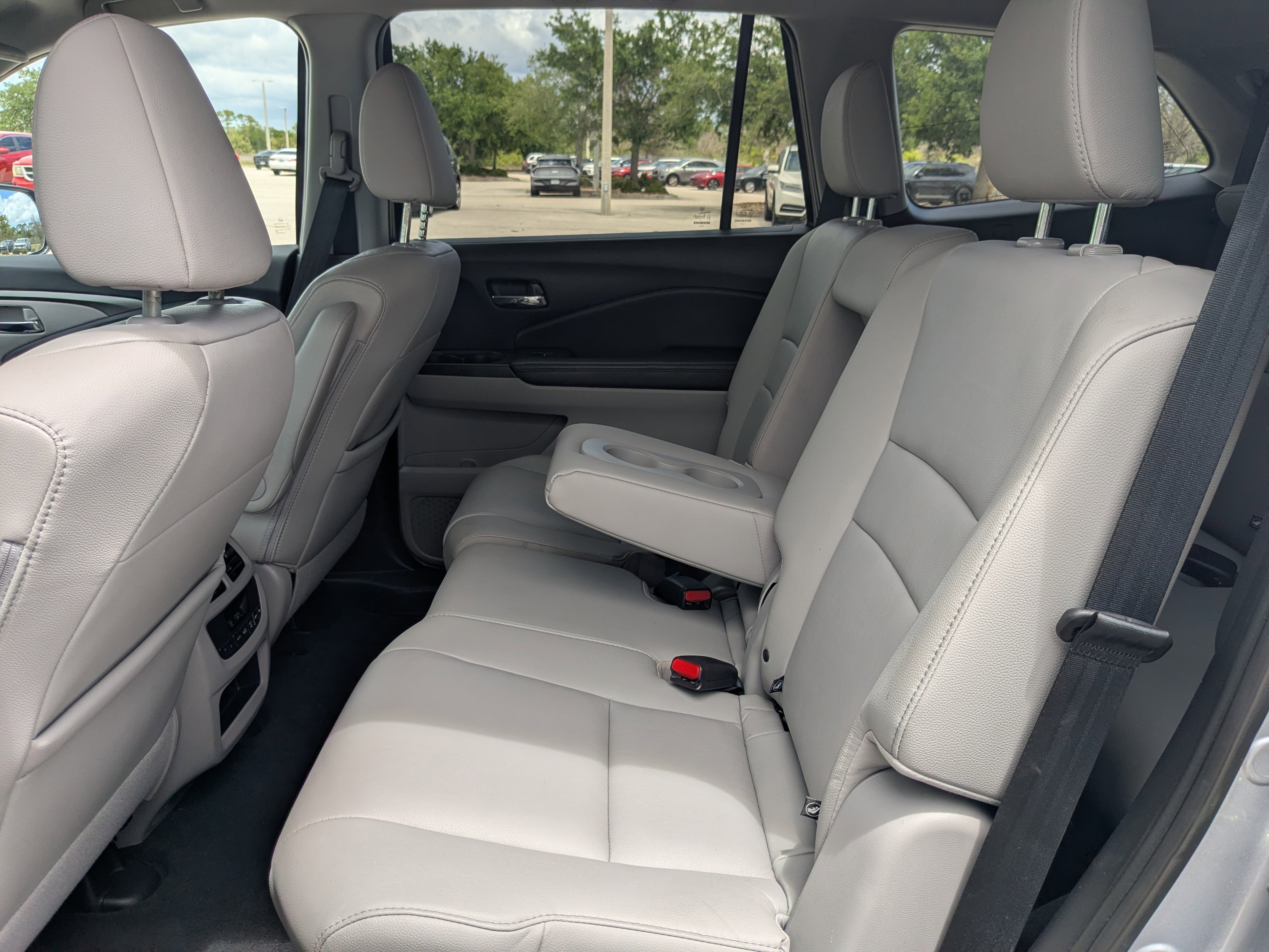 Used 2018 Honda Pilot EX-L image 18