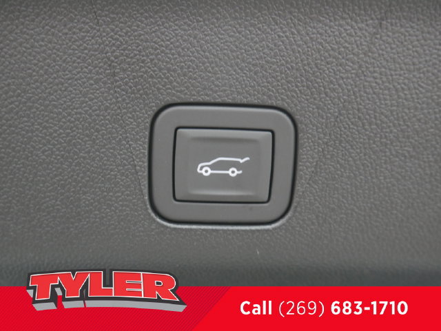 New 2026 Chevrolet Tahoe Premier w/ Sun And Tow Package AWD/4WD image 19