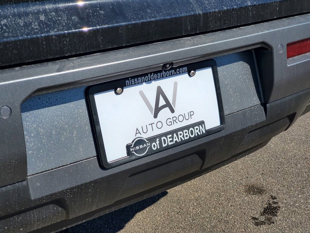 New 2026 Nissan Pathfinder SL image 8