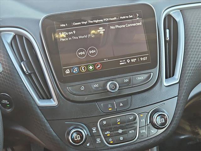 Used 2023 Chevrolet Malibu LT FWD image 19
