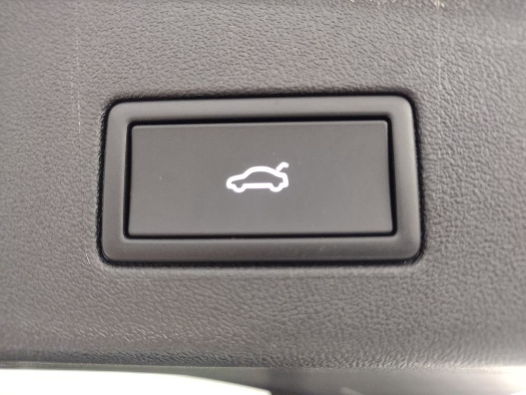 New 2026 Volkswagen ID.4 Pro S Plus AWD/4WD image 17