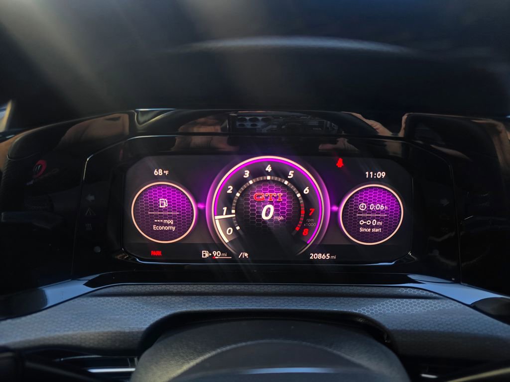 Used 2023 Volkswagen GTI Autobahn image 6