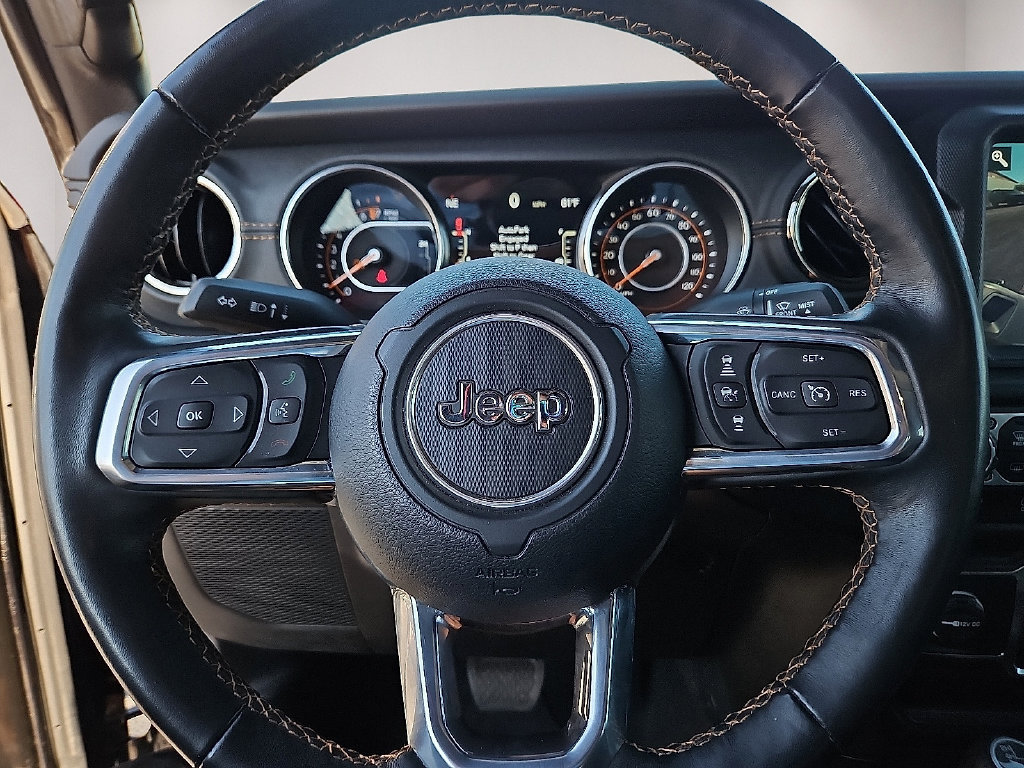 Used 2022 Jeep Gladiator Overland AWD/4WD image 30