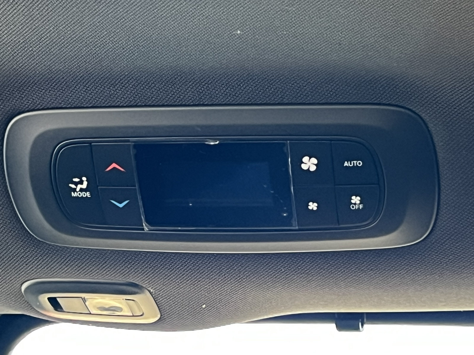 New 2027 Chrysler Pacifica Limited AWD/4WD image 36