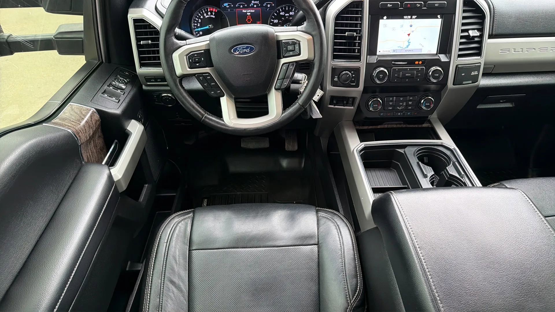 Used 2019 Ford F250 Lariat w/ Chrome Package image 59