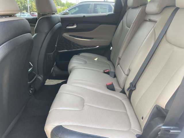 Used 2019 Hyundai Santa Fe FWD image 10