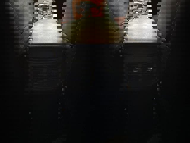 Used 2023 Dodge Challenger R/T w/ Plus Package image 33