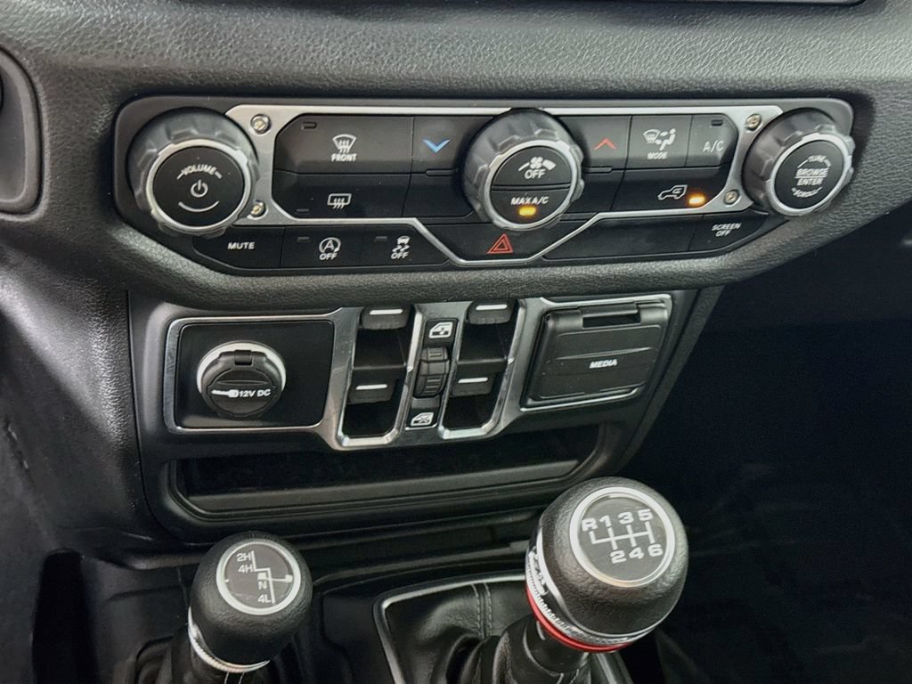 Certified 2025 Jeep Wrangler Unlimited Sport AWD/4WD image 8