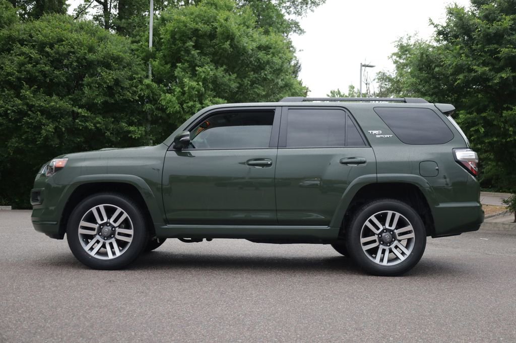 Used 2022 Toyota 4Runner TRD Sport w/ Technology Package AWD/4WD image 3