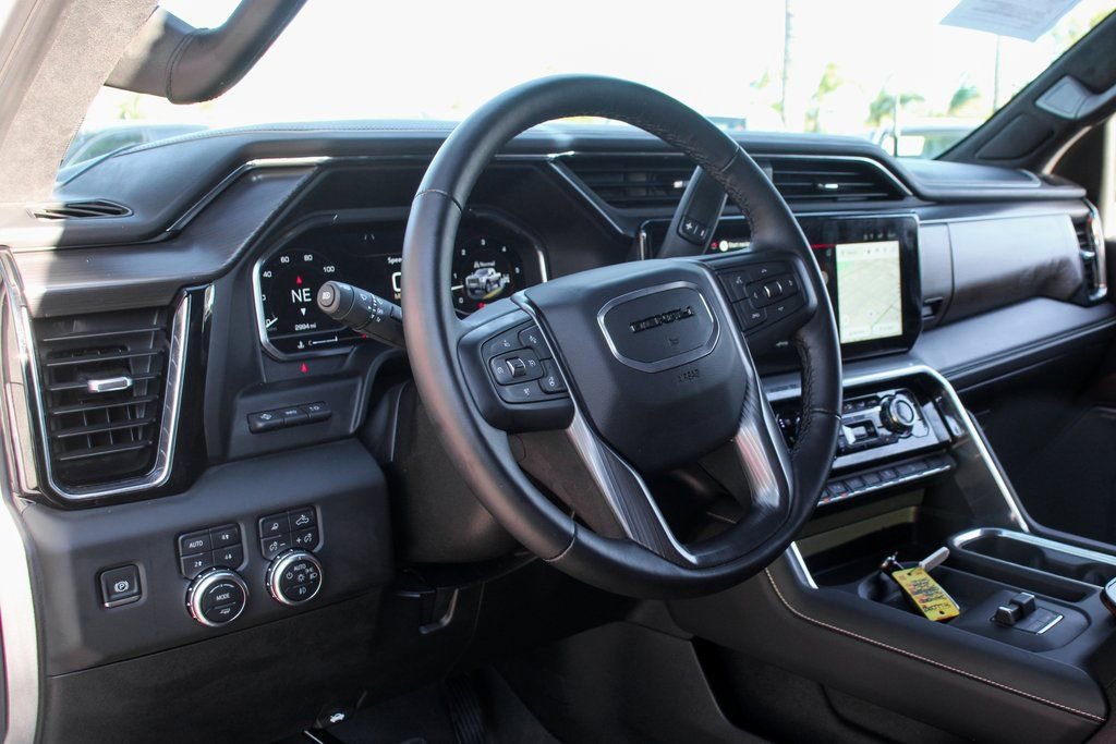 Used 2025 GMC Sierra 2500 Denali Ultimate image 24