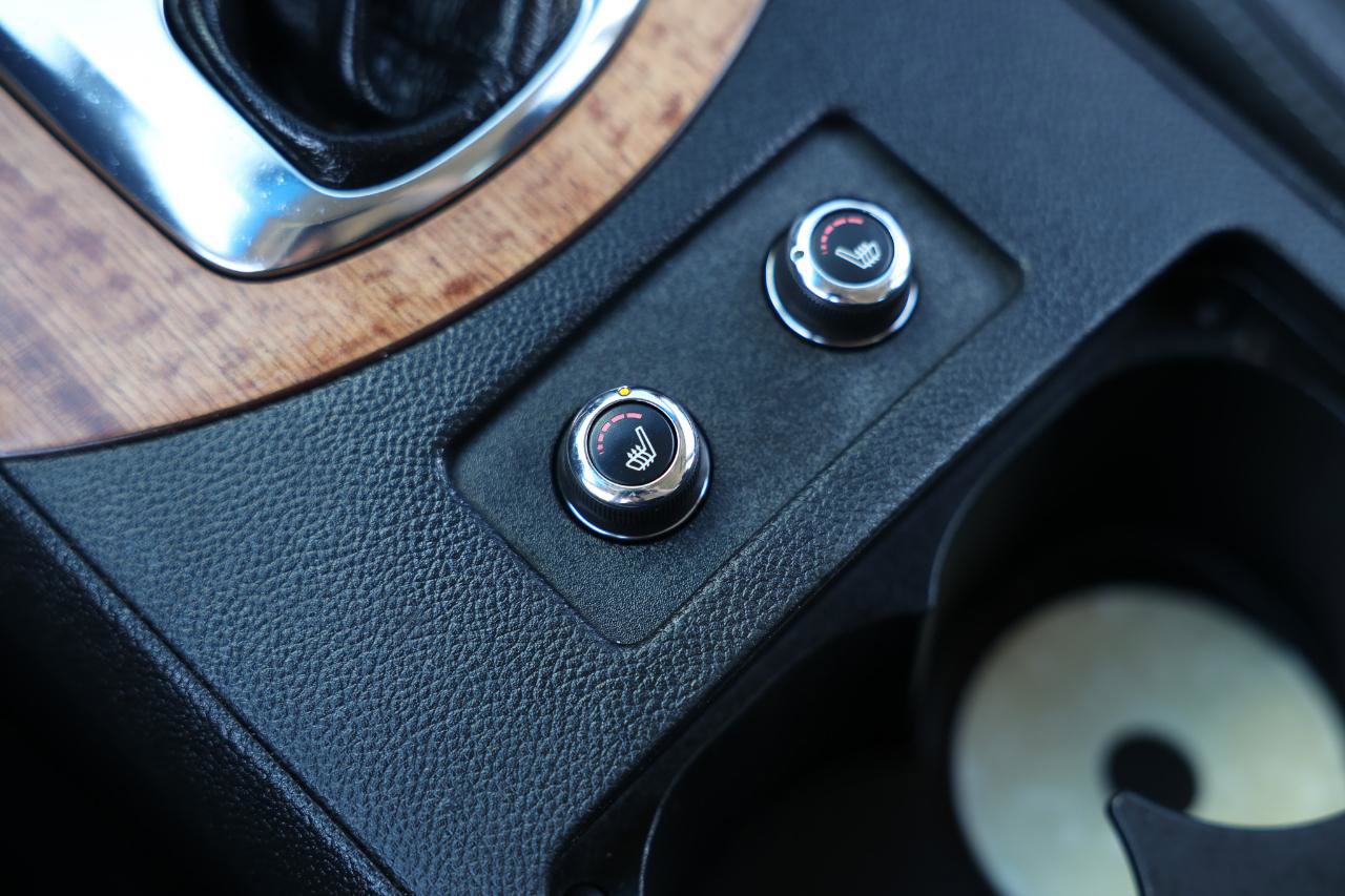 Used 2009 INFINITI G37 Journey w/ Premium Pkg image 36