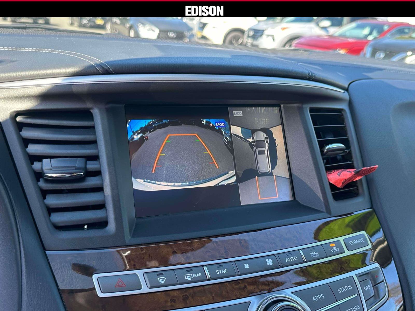 Used 2019 INFINITI QX60 Luxe w/ Sensory Package AWD/4WD image 30