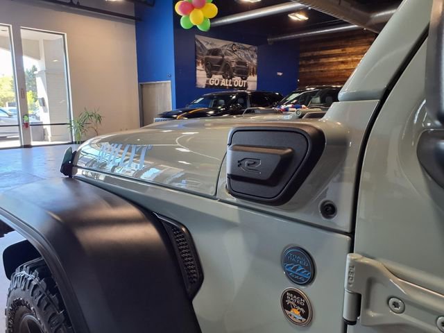 Used 2023 Jeep Wrangler Unlimited w/ Sun & Screen Package AWD/4WD image 15
