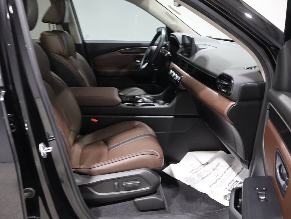 Used 2024 Honda Pilot Elite image 22