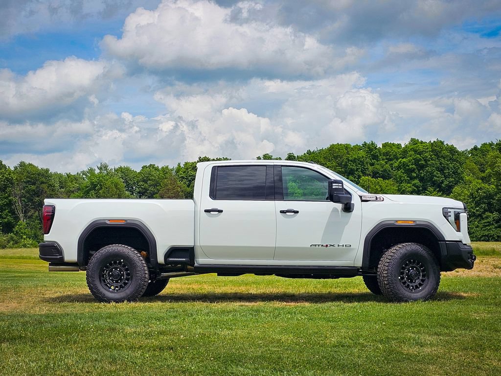 New 2026 GMC Sierra 2500 AT4X w/ AT4X AEV Edition AWD/4WD image 2