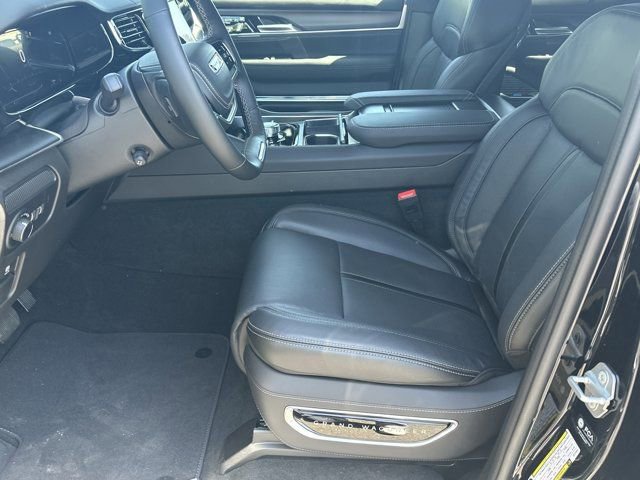 New 2026 Jeep Grand Wagoneer Summit AWD/4WD image 9