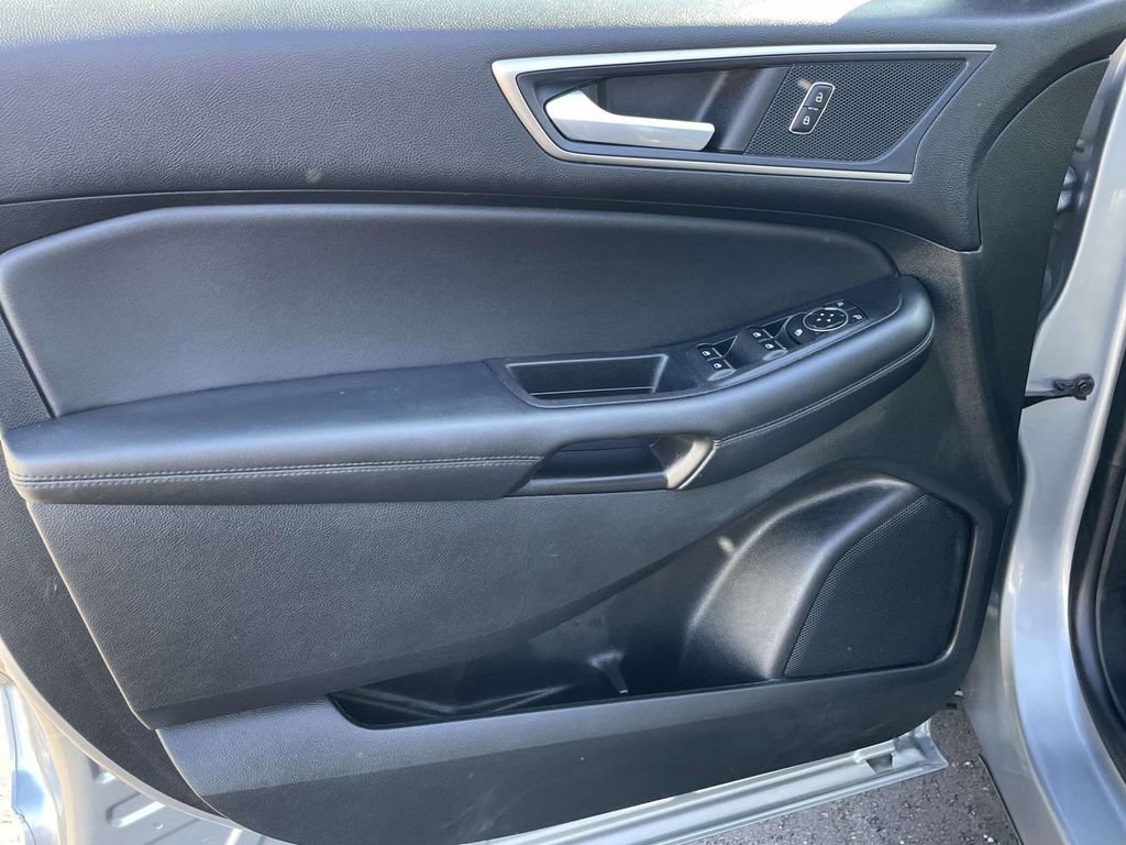 Used 2024 Ford Edge SEL AWD/4WD image 14