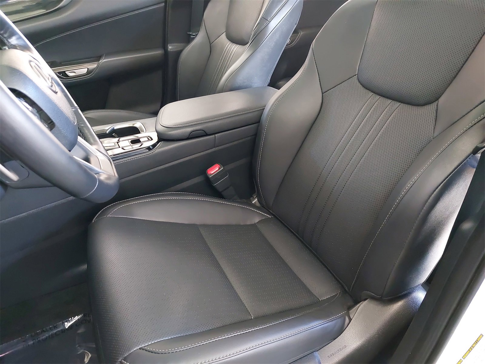 Used 2025 Lexus NX 350h AWD w/ Premium Package image 15