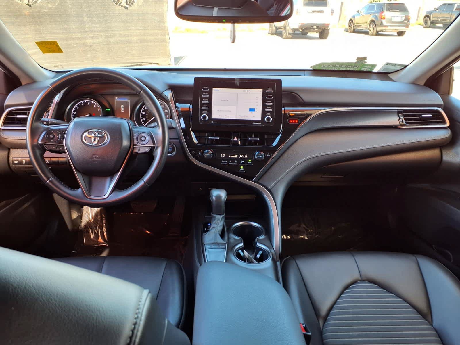 Used 2024 Toyota Camry SE w/ Convenience Package FWD image 12