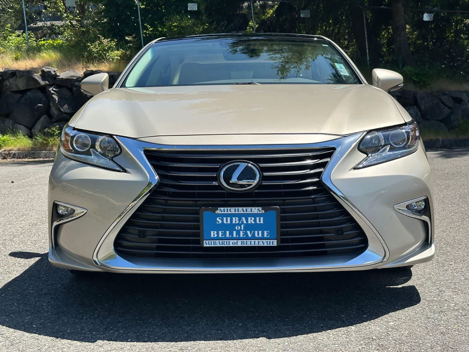 Used 2017 Lexus ES 350 w/ Navigation System Package FWD image 5