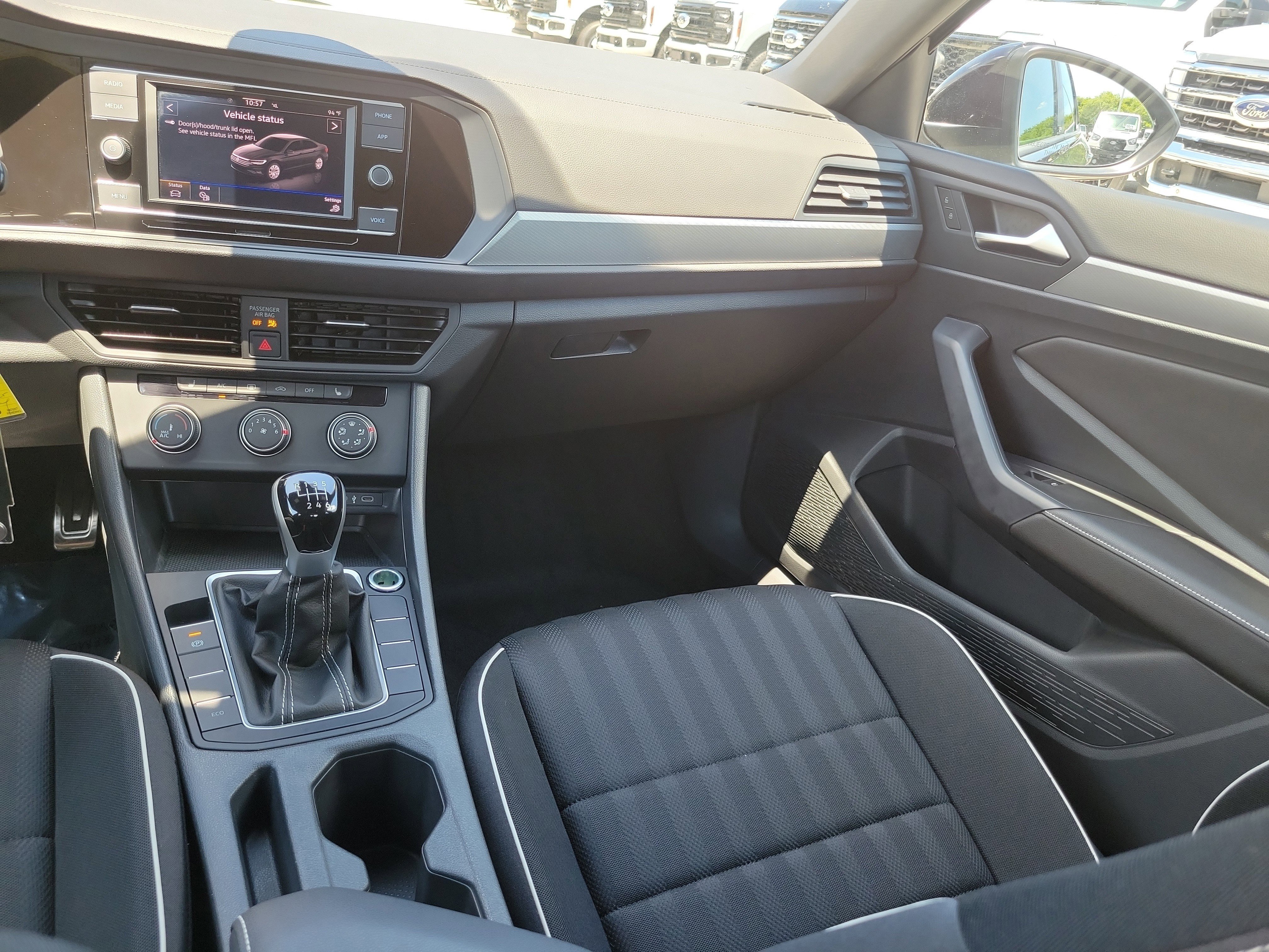 Used 2024 Volkswagen Jetta Sport FWD image 15