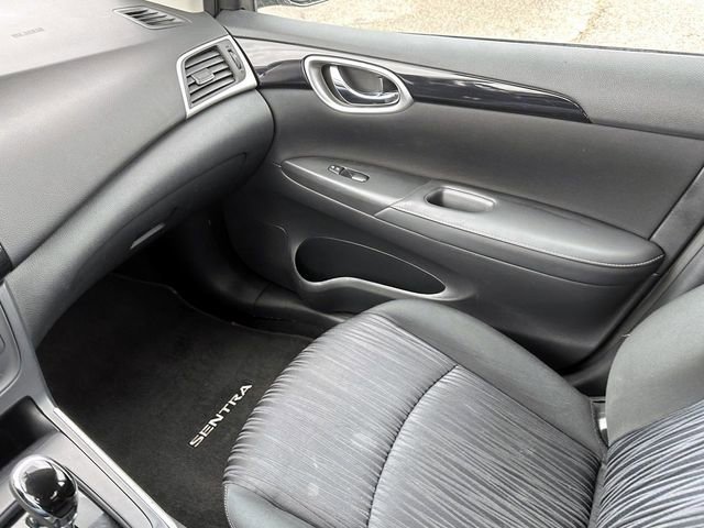 Used 2019 Nissan Sentra SV image 28