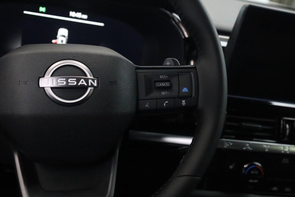 New 2026 Nissan Pathfinder SL w/ SL Premium Package image 8