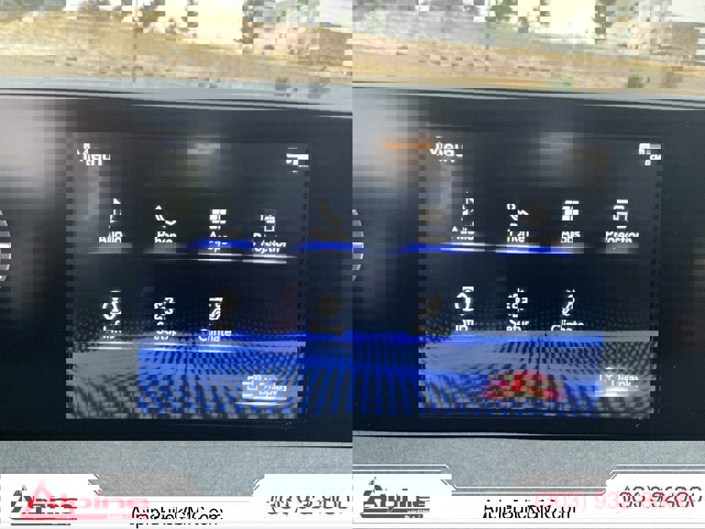 Used 2020 Lexus UX 250h w/ Premium Package image 17