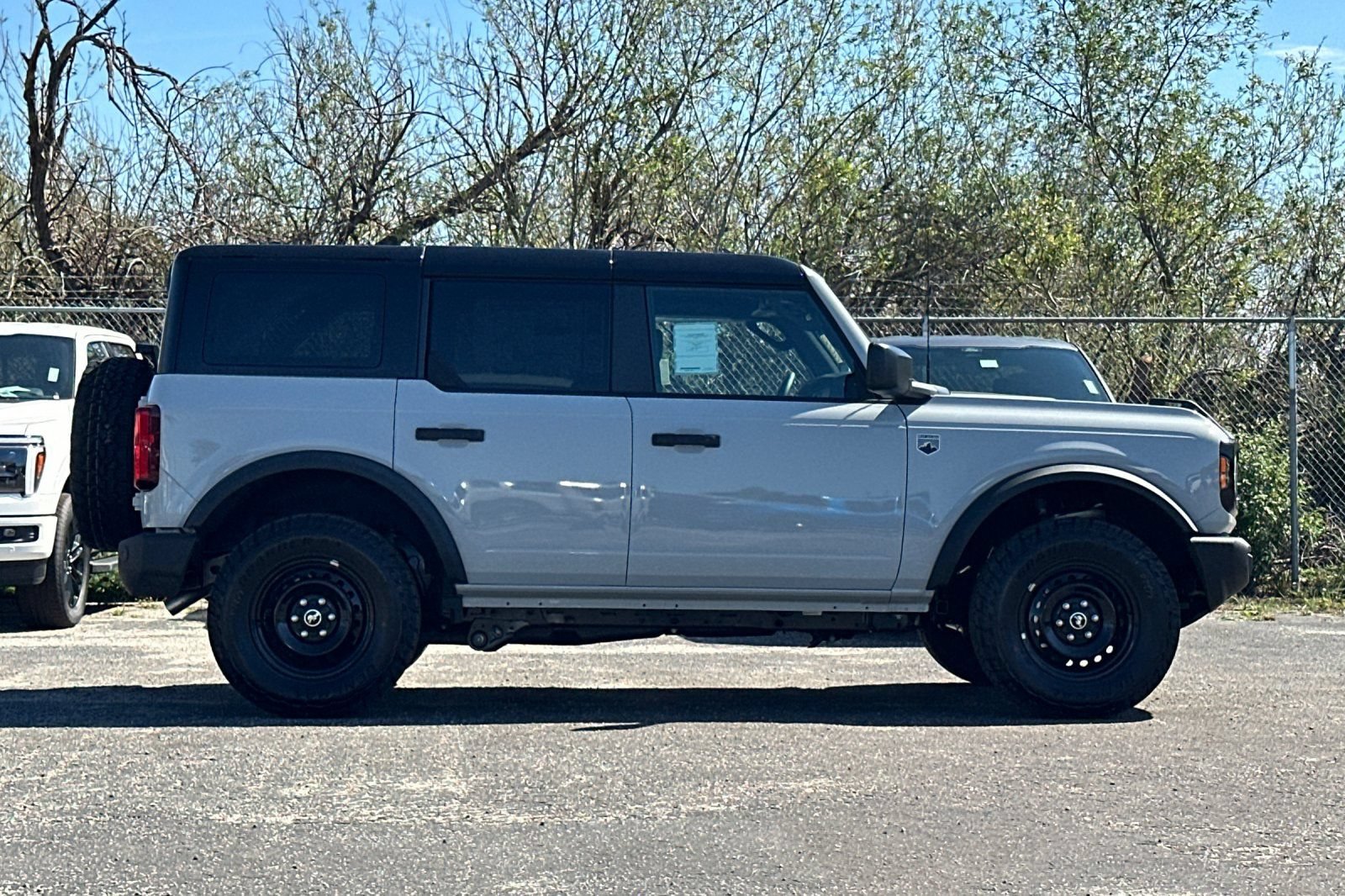 New 2026 Ford Bronco Big Bend AWD/4WD image 2