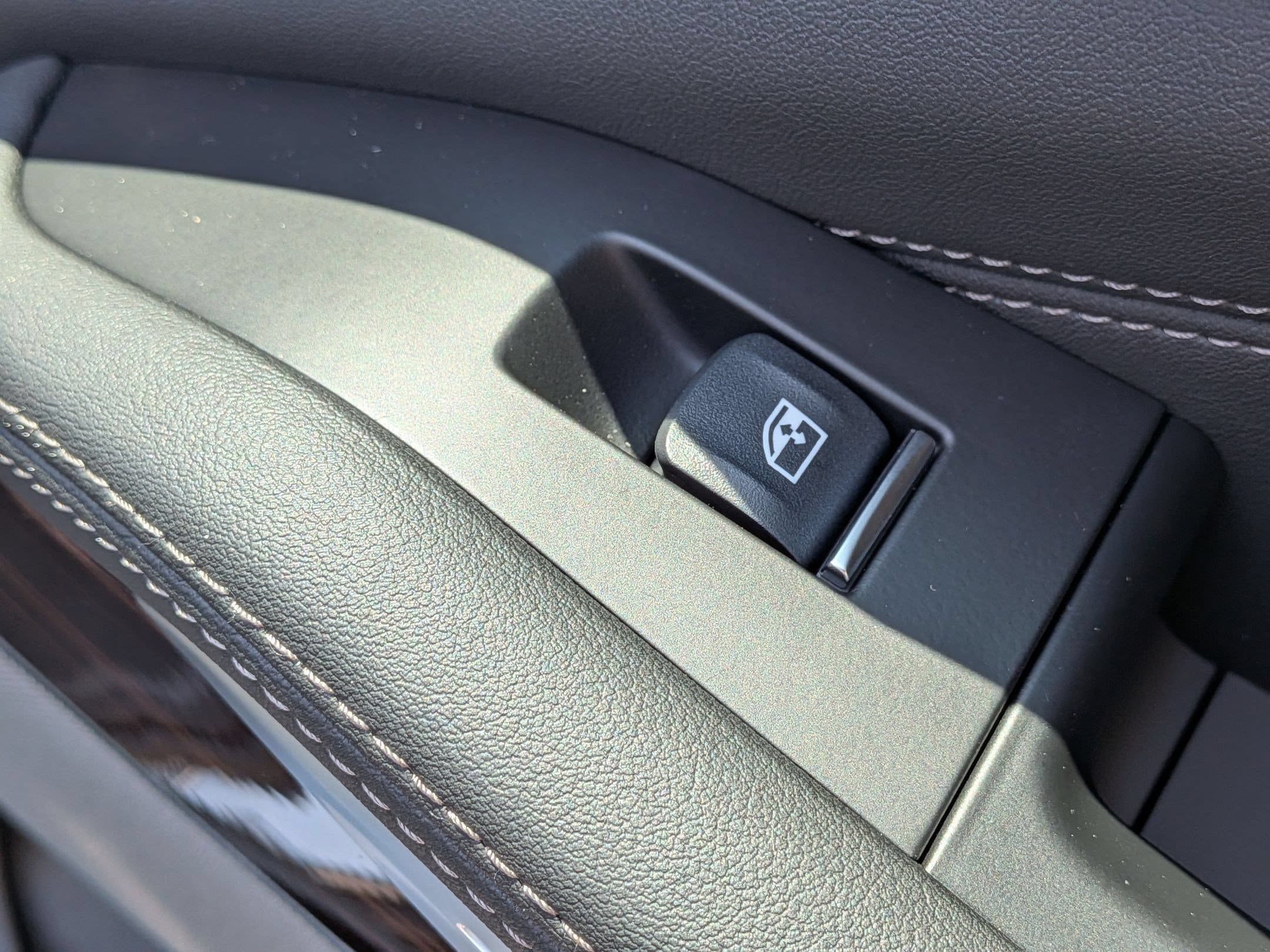 New 2026 BMW X5 xDrive50e AWD/4WD image 37
