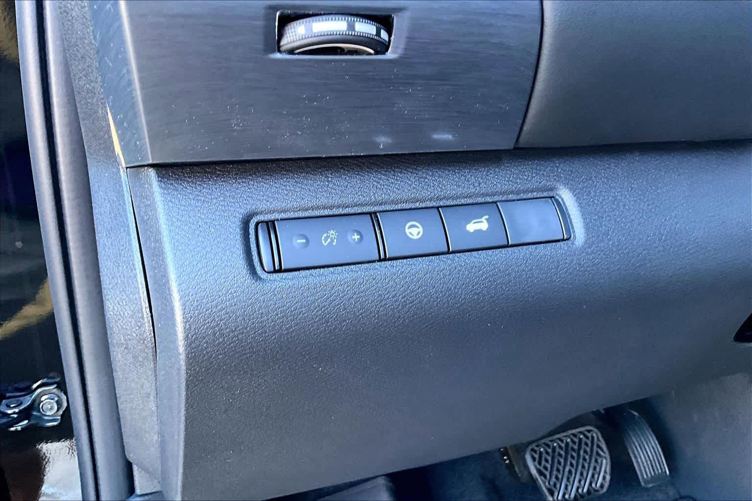 New 2026 Nissan Pathfinder Rock Creek AWD/4WD image 17