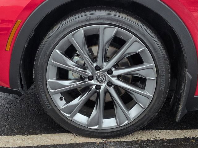 Certified 2023 Toyota Crown Limited image 11