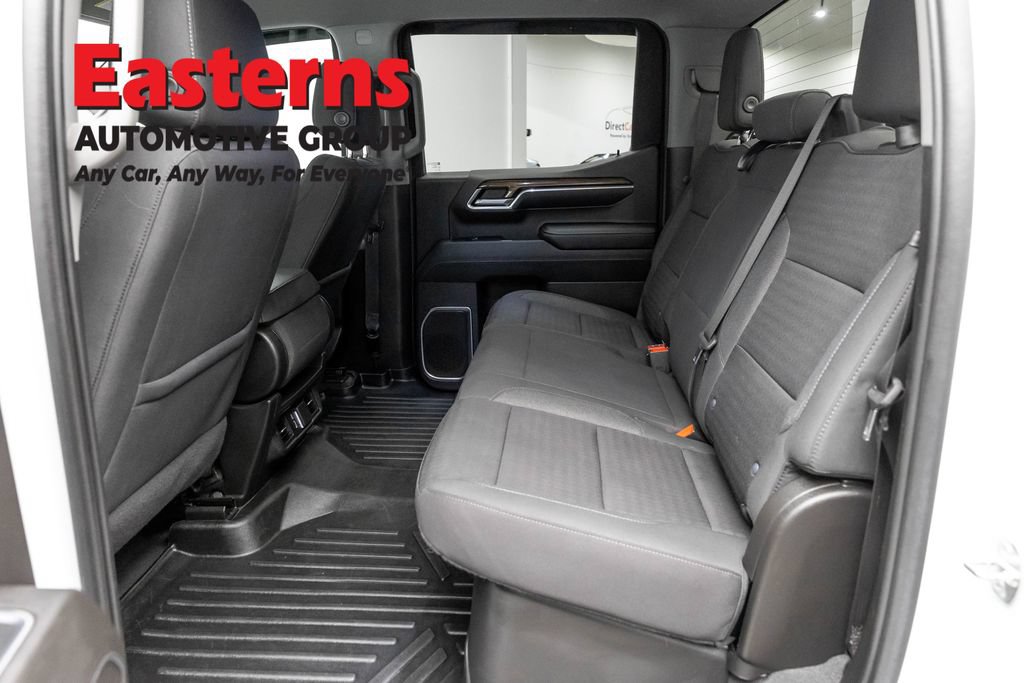 Used 2023 Chevrolet Silverado 1500 LT AWD/4WD image 22