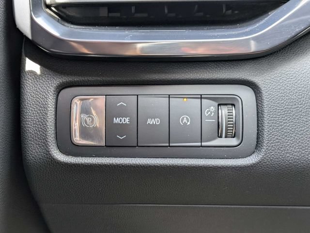 Used 2025 GMC Acadia AT4 AWD/4WD image 28