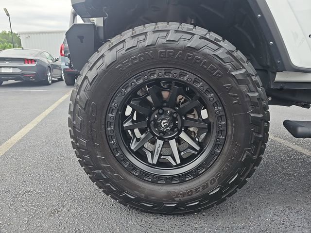 Used 2024 Jeep Gladiator Sport AWD/4WD image 32