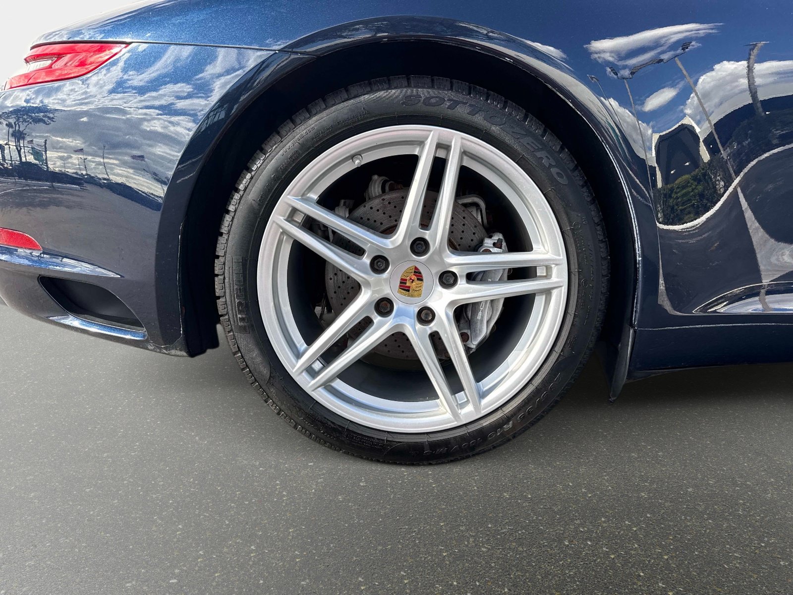 Used 2017 Porsche 911 Carrera 4 AWD/4WD image 20