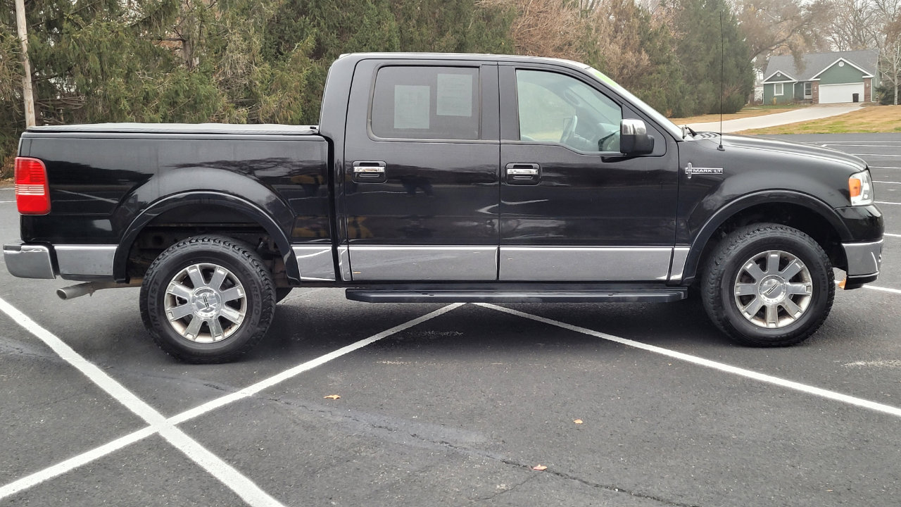 Used 2006 Lincoln Mark LT 4x4 image 7