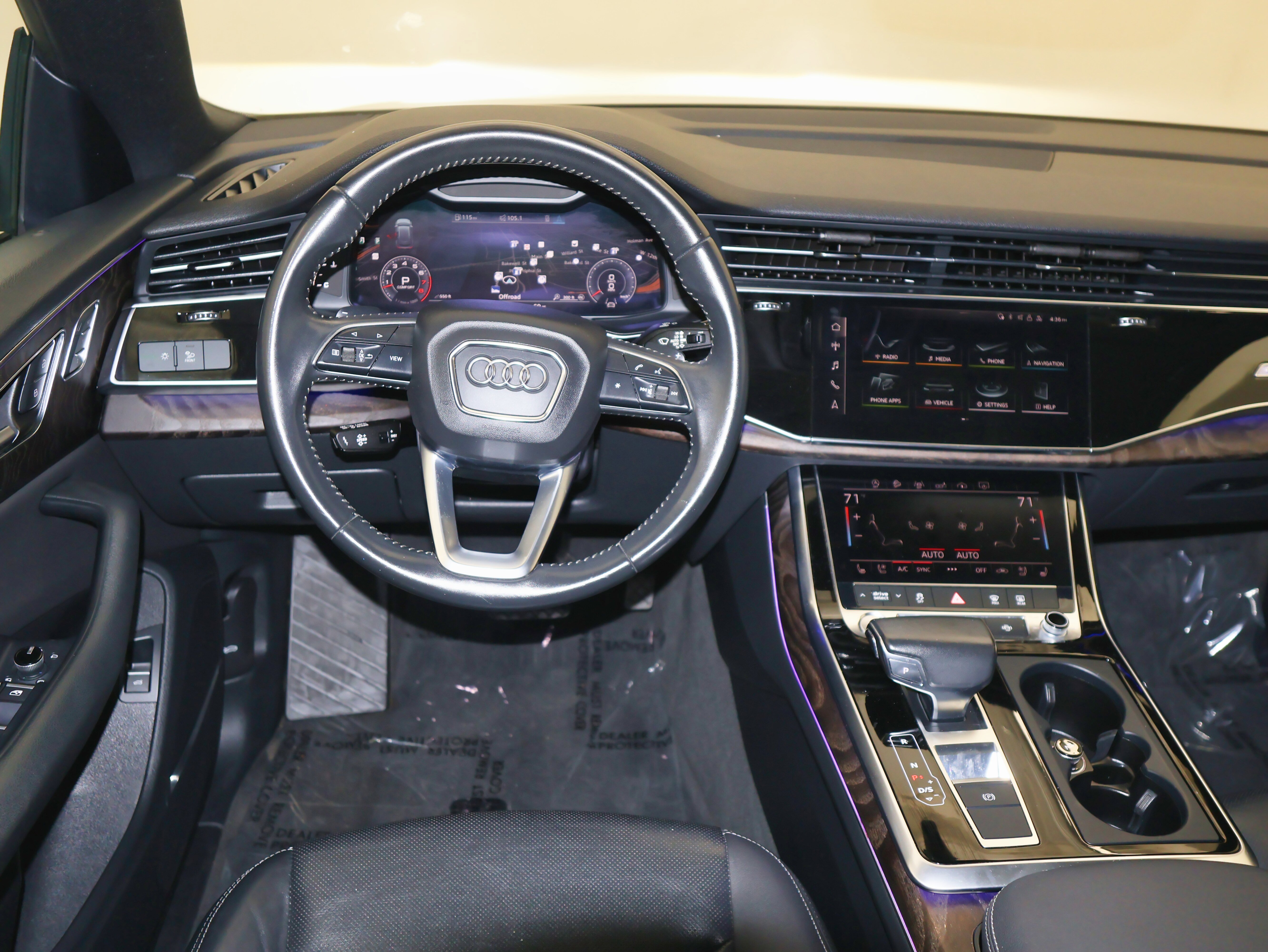 Used 2019 Audi Q8 Premium Plus w/ Premium Plus image 30