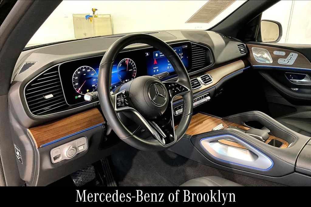 Certified 2025 Mercedes-Benz GLE 450e 4MATIC image 18
