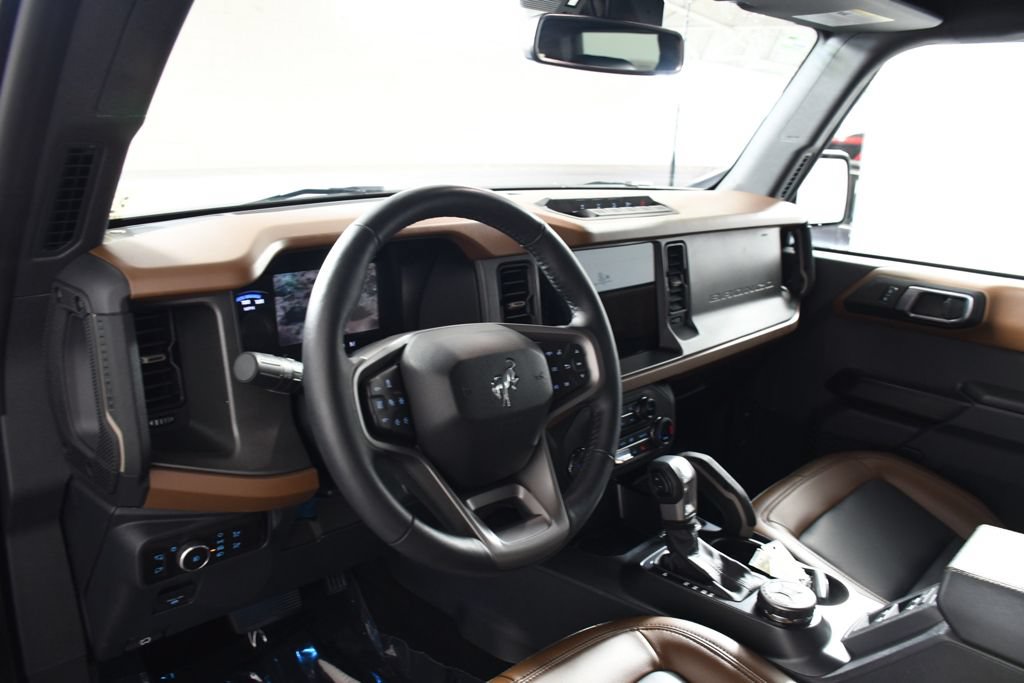 Used 2024 Ford Bronco Outer Banks AWD/4WD image 12