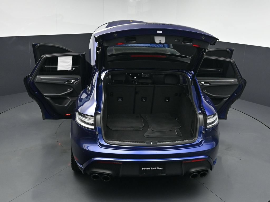 Used 2022 Porsche Macan GTS AWD/4WD image 32