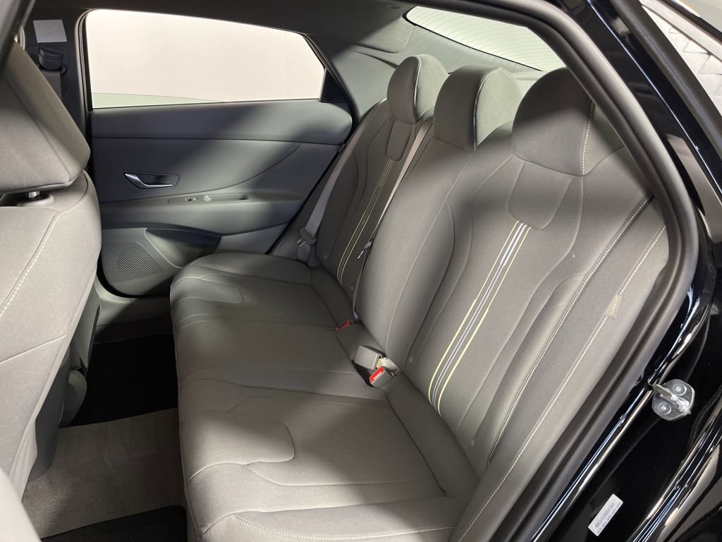 New 2026 Hyundai Elantra Sport FWD image 13
