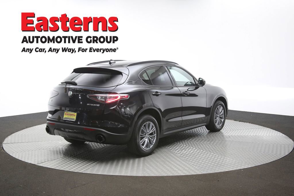 Used 2024 Alfa Romeo Stelvio Sprint image 41