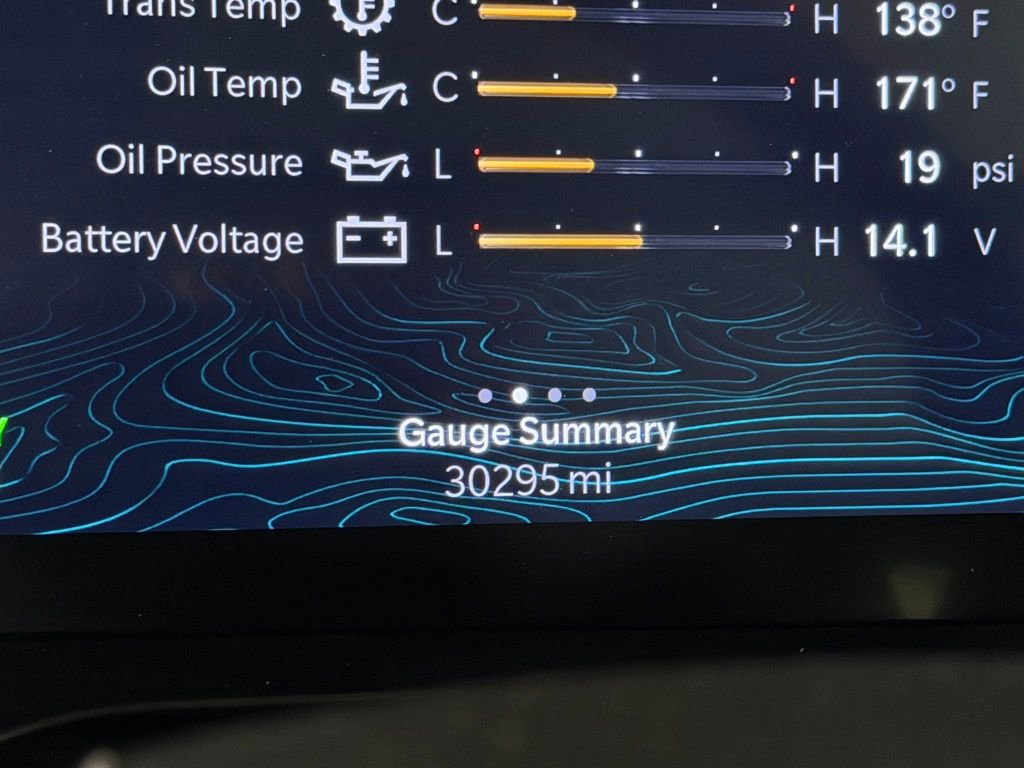 Certified 2022 Jeep Grand Cherokee Overland w/ Advanced Protech Group III AWD/4WD image 17