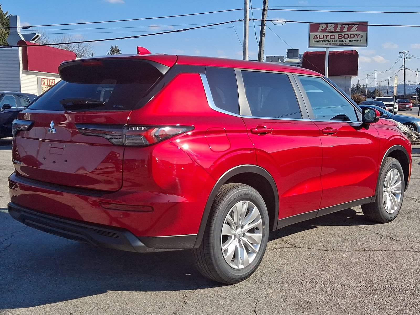 New 2026 Mitsubishi Outlander ES AWD/4WD image 7