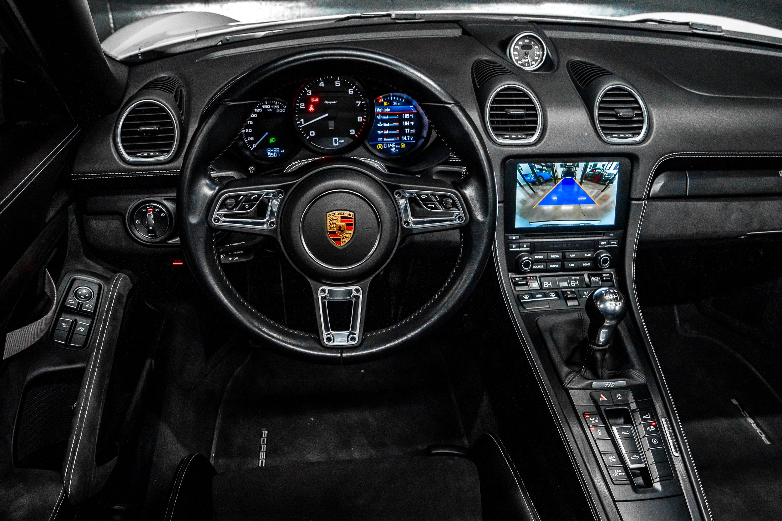 Used 2020 Porsche 718 Boxster Spyder RWD image 22