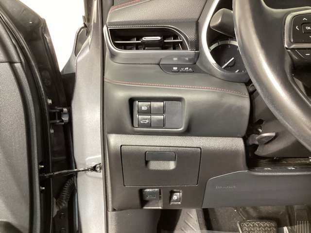 Used 2021 Toyota Highlander XSE AWD/4WD image 12