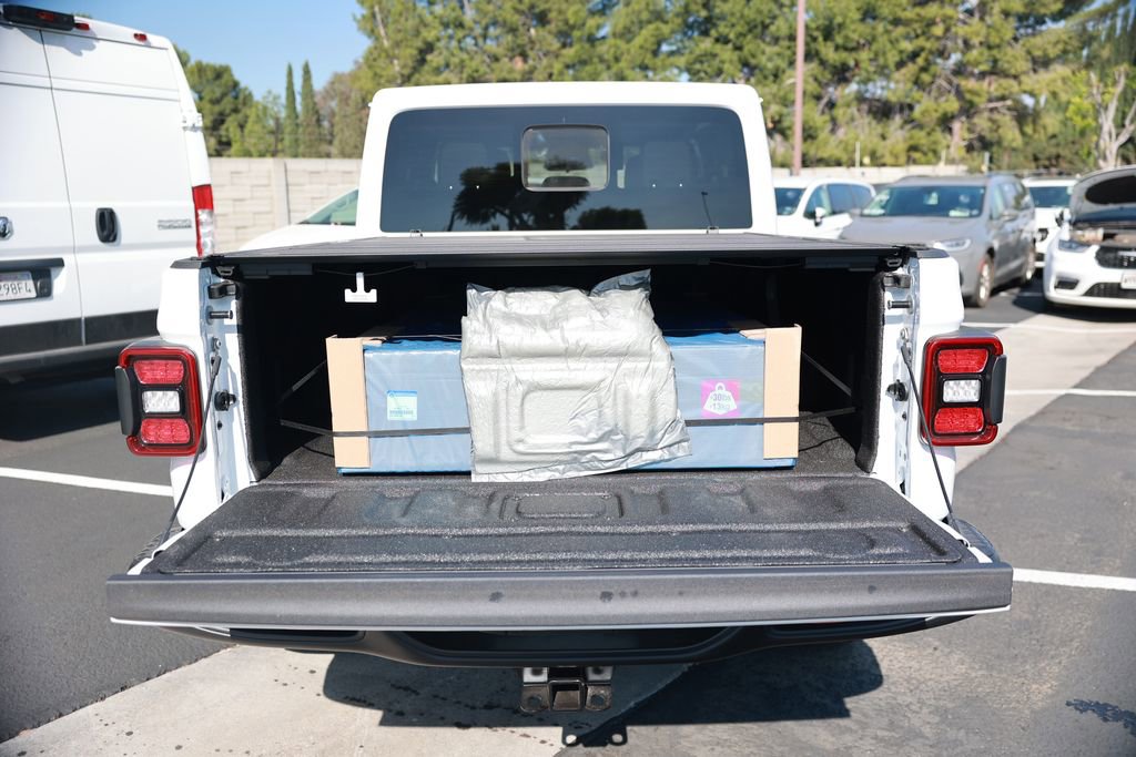 New 2026 Jeep Gladiator Rubicon AWD/4WD image 36