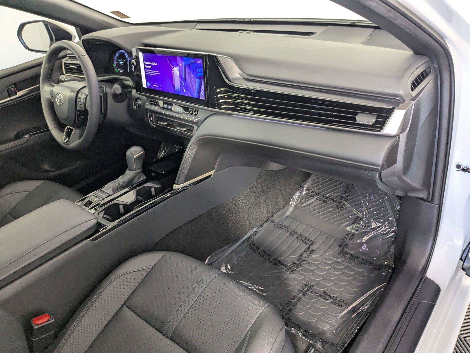 Certified 2025 Toyota Camry XSE FWD image 32